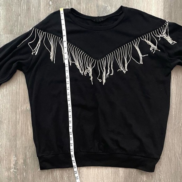 Black Torrid sweatshirt with silver rhinestone fringe chevron detail 1X - Picture 6 of 6